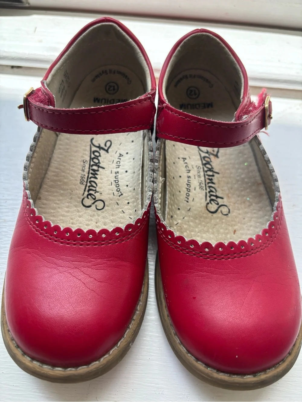 Footmates Scalloped Mary Jane (Red)